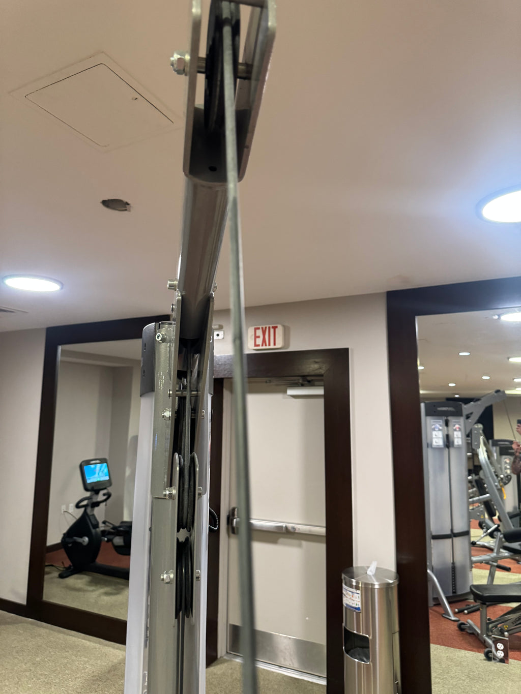 Life Fitness Optima Lat Pulldown/Row OSLR - Refurbished
