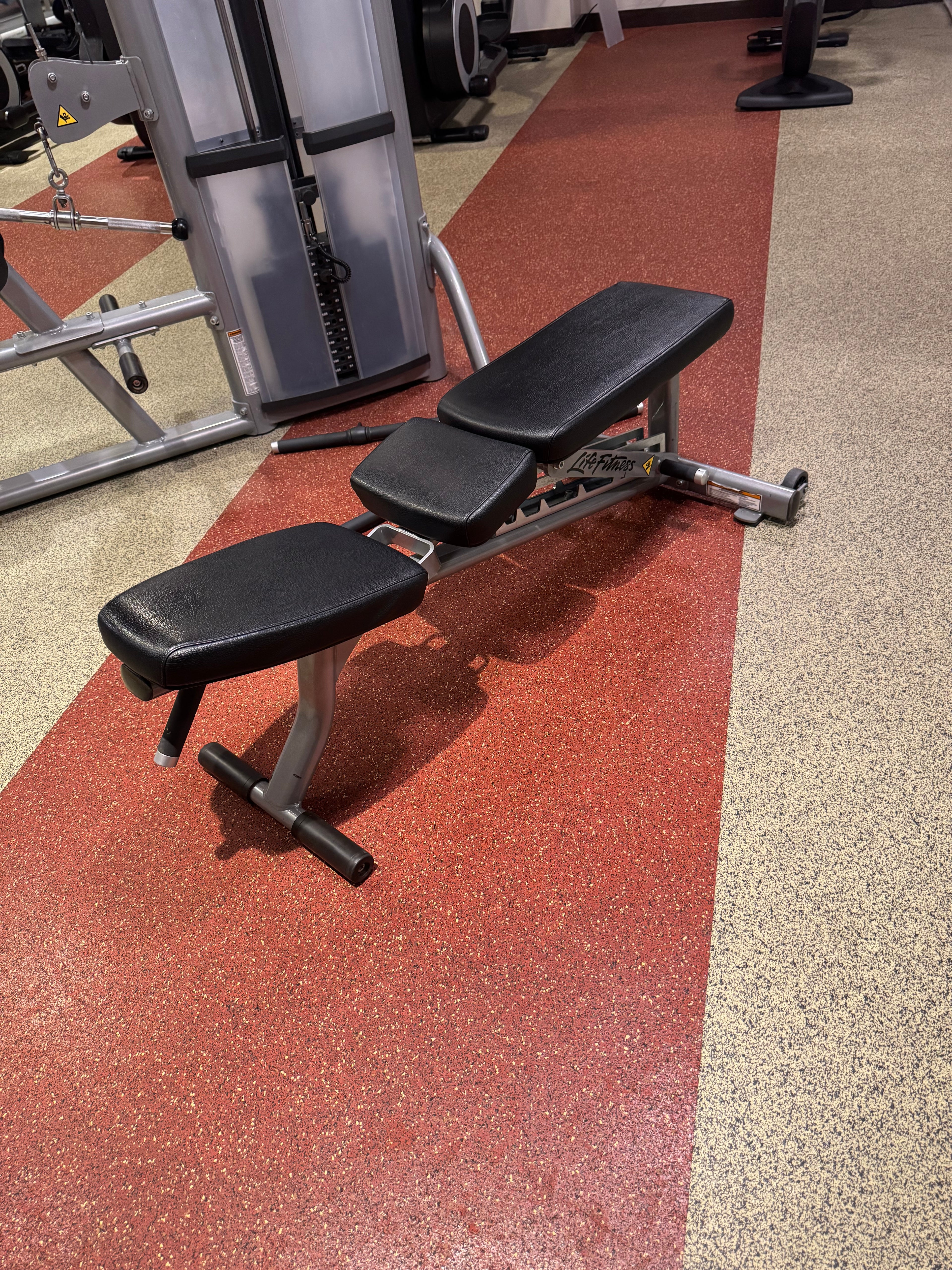 Life Fitness Optima Adjustable Bench OSADJ