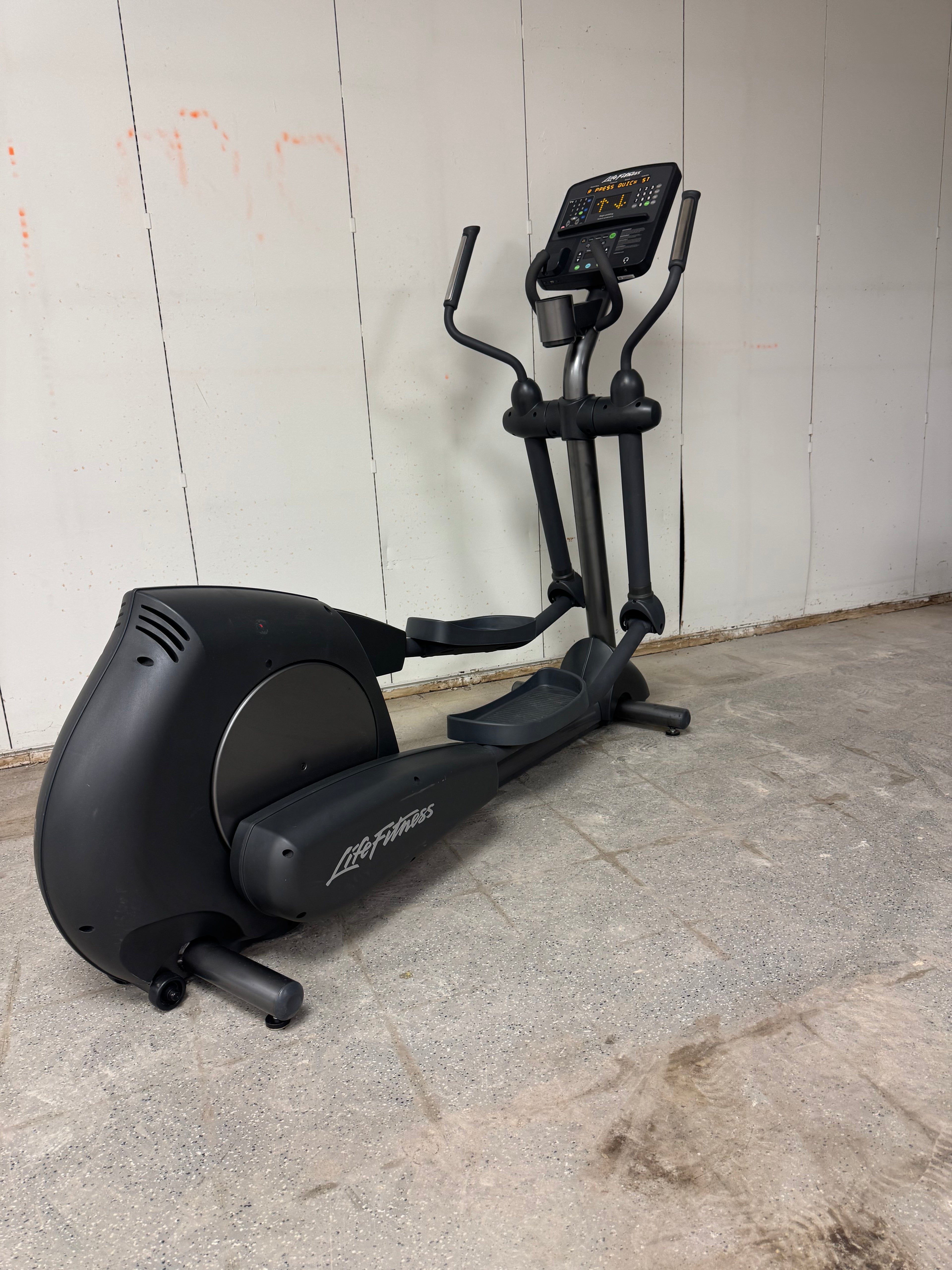 Life Fitness CLSX Elliptical
