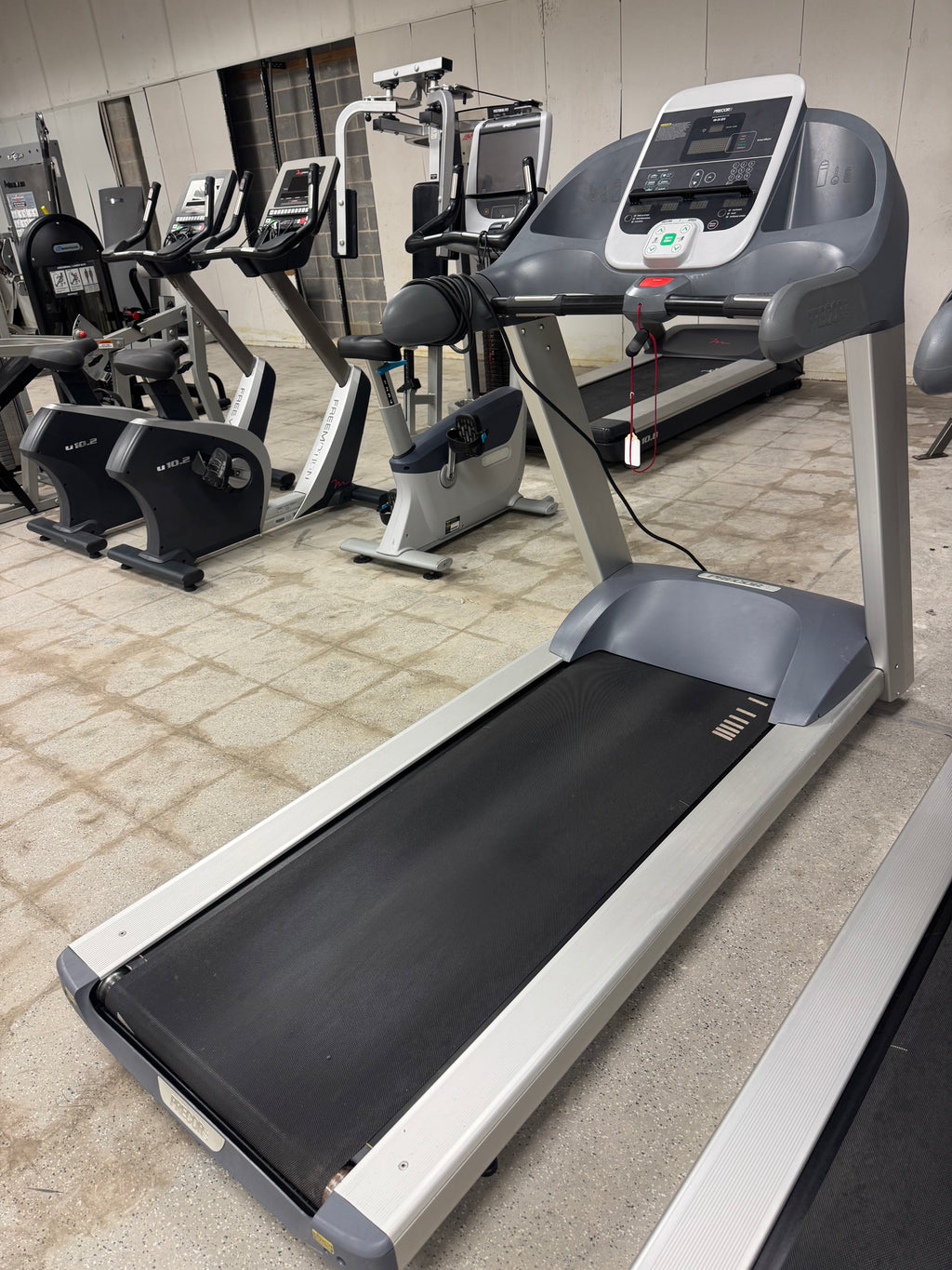 Precor 932i Treadmill